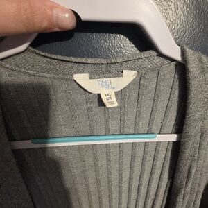 Time and Tru Women's Ribbed Gray Cardigan